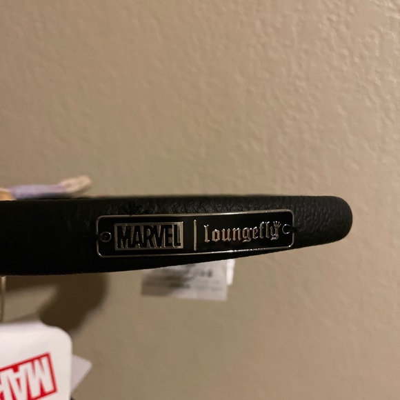 Loungefly x Marvel Superhero Headband with removable Bow - Picture 3 of 3